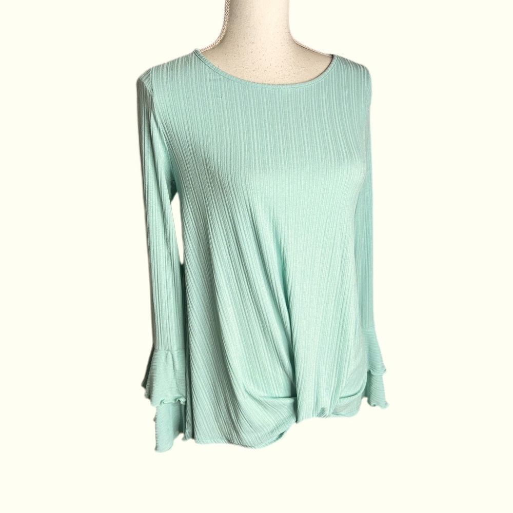 Valmarie woman’s top. Teal green Med/Large. Long bell type sleeve. Hi Lo top